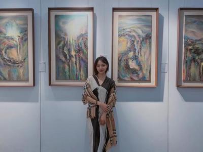 廈門新銳美女藝術家上美西舟亮相2019中國(廈門)國際收藏投資博覽會，專業會務服務護航藝術之旅